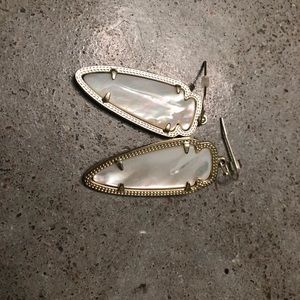 Kendra Scott Jewelry - Kendra Scott Sky Drop Earrings Kendra Scott Jewelry - Kendra Scott Sky Drop Earrings